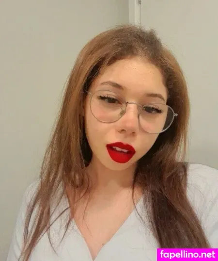 Kira18years OnlyFans Thumbnail #ptrmXPgMsR