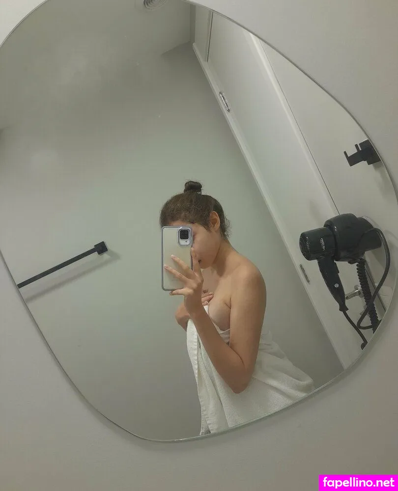 kira18years Nude Leaked OnlyFans Photo #yUpKV6h6cl