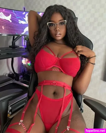 Kiraforbes 2 OnlyFans Thumbnail #Gq1KlbBd3r