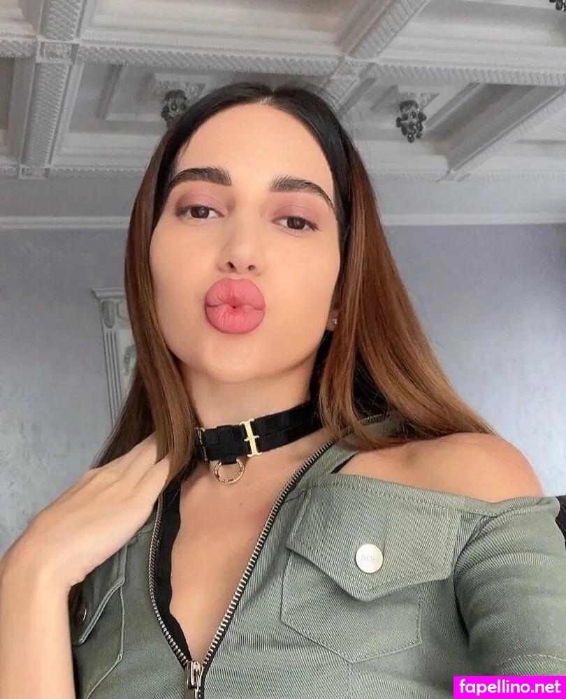 kiraffrost, kirafrost_vipp Nude Leaked OnlyFans Photo #LDQORQP94w