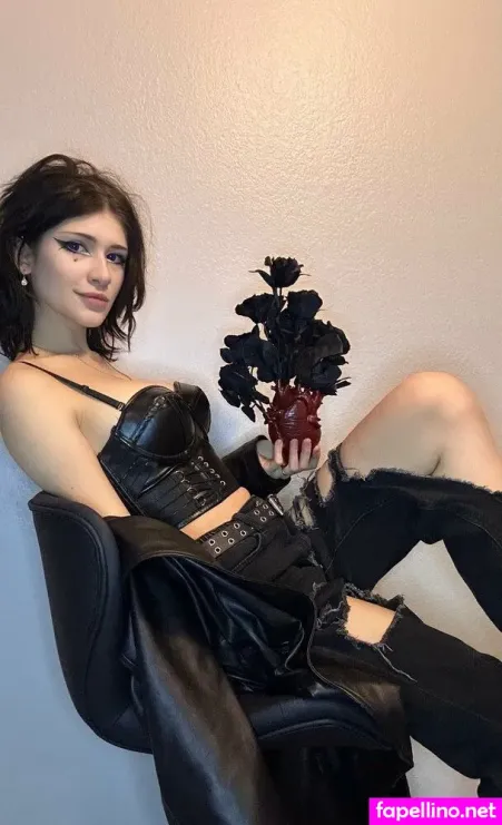 Kiramystic OnlyFans Thumbnail #YIc4m1bOaO