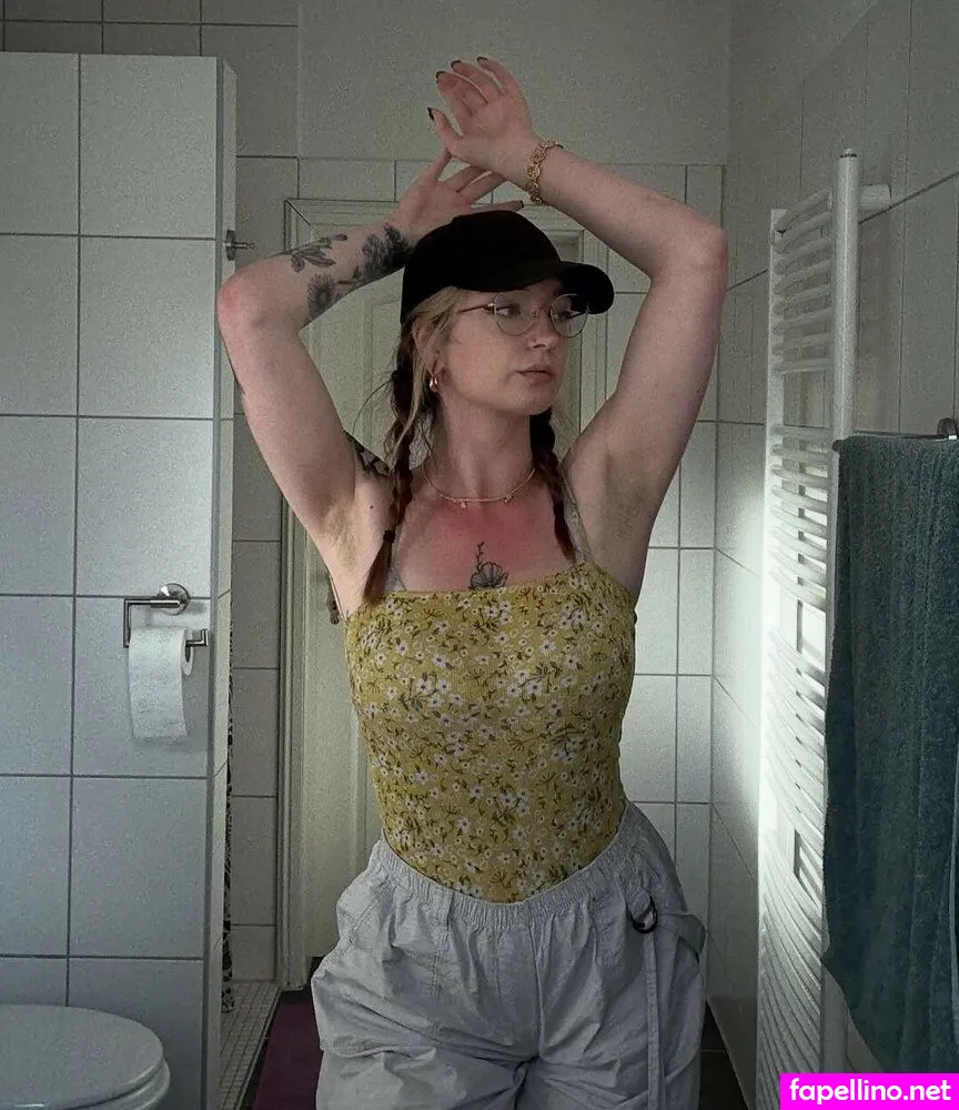 Namiiii_Swaaaan, kirajulie, kiras_note Nude Leaked OnlyFans Photo #dbXjAGMnAK