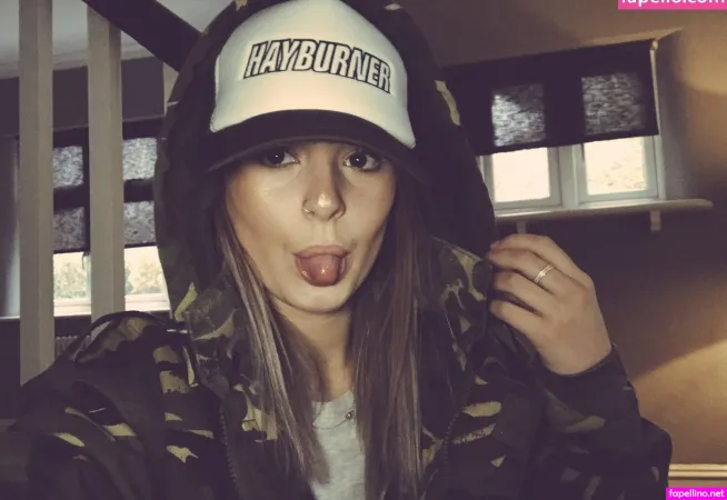 Kirby Tia Jarvis OnlyFans Thumbnail #W0cIw8cXjd