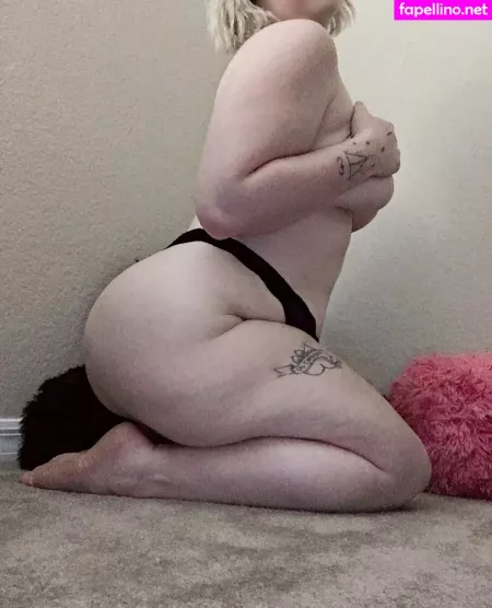 Kirbyxx OnlyFans Thumbnail #4i4jUAVupc