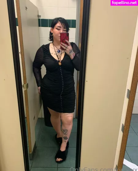 Kirbyxx OnlyFans Thumbnail #EmDAAvJNUf