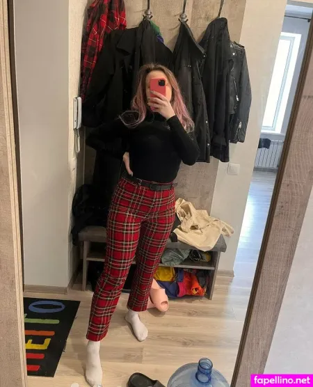 Kirr Kirr OnlyFans Thumbnail #d79BXo7Qif