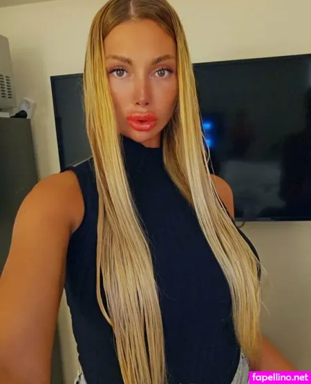 Kirramoore OnlyFans Thumbnail #A8dElCOjUC