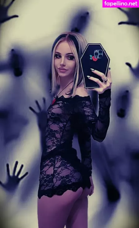 Kirsten Kaye OnlyFans Thumbnail #ktwu5M7aGL
