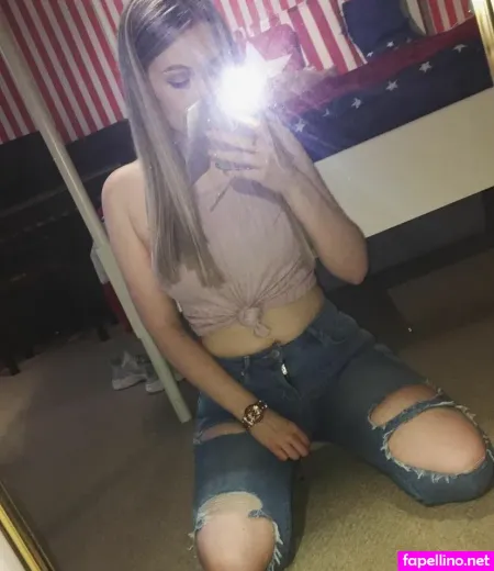 Kirsten Minnery Laing OnlyFans Thumbnail #2ocAwHLGzD