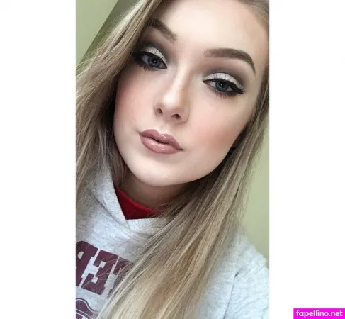 Kirsten Minnery Laing OnlyFans Thumbnail #V5g6A1x04A