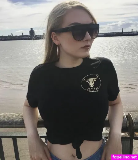 Kirsten Minnery Laing OnlyFans Thumbnail #yREmGOdxtF