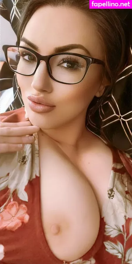 Kirstenleigh OnlyFans Thumbnail #uHzRrms1Nf