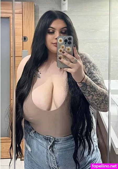 Kirstie Lilley OnlyFans Thumbnail #jFnfZ9M4b8