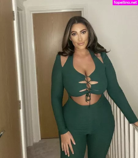 Kirstie V OnlyFans Thumbnail #KpMEh42IQq