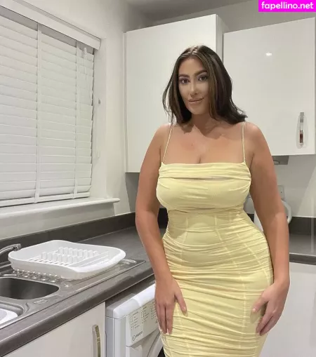 Kirstie V OnlyFans Thumbnail #S39mu8uqpf