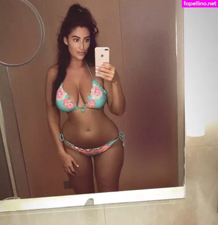 Kirstie V OnlyFans Thumbnail #ciHE1Lmj8w