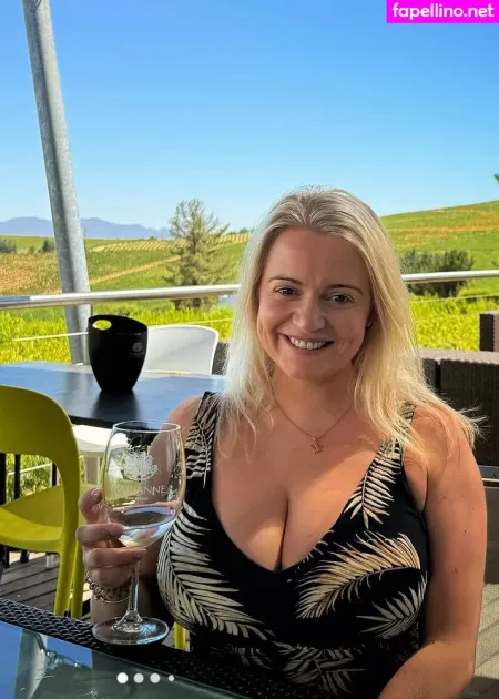 Kirsty Eccleston OnlyFans Thumbnail #2ezFDK6RGM