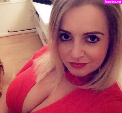 Kirsty Eccleston OnlyFans Thumbnail #3axaXwpqDA