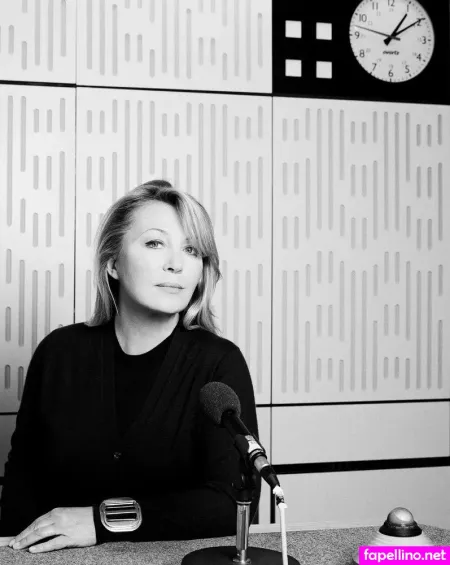Kirsty Young OnlyFans Thumbnail #3W1lmQaYVu