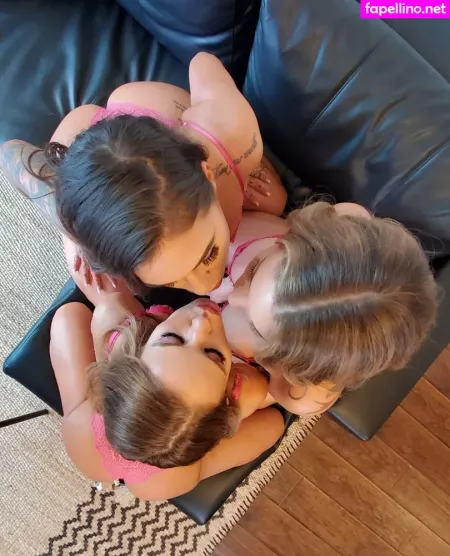 Kissasins OnlyFans Thumbnail #DFPf9cjFd2