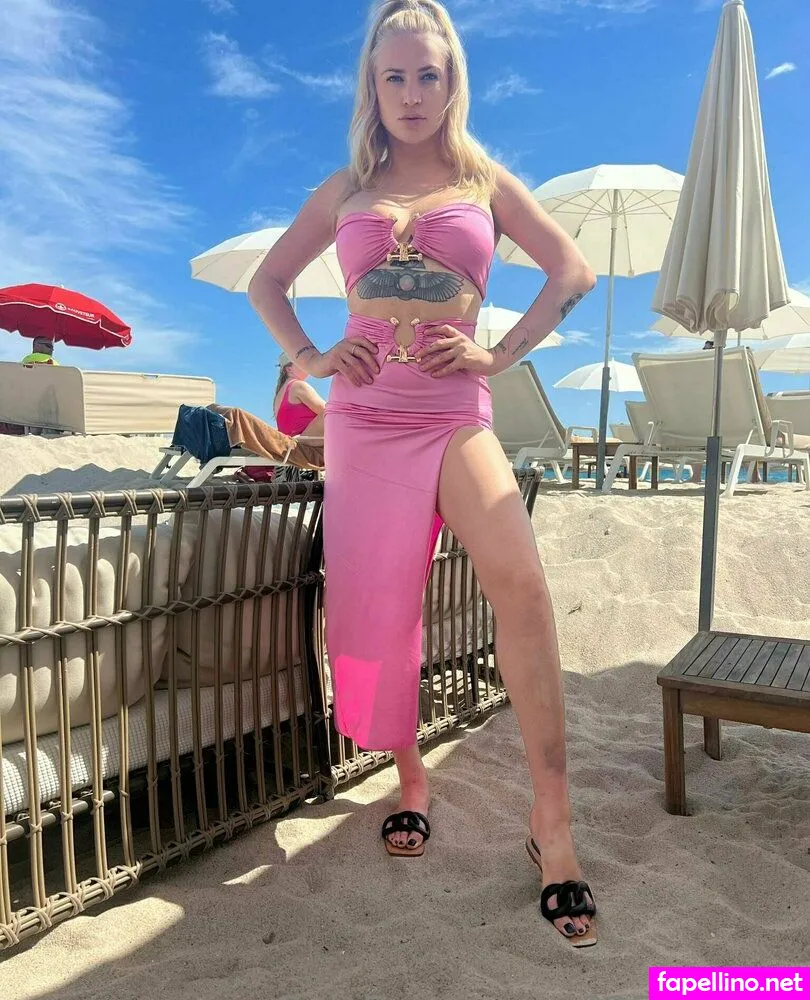 falscara, kisscara Nude Leaked OnlyFans Photo #Wc5gd1FFyM