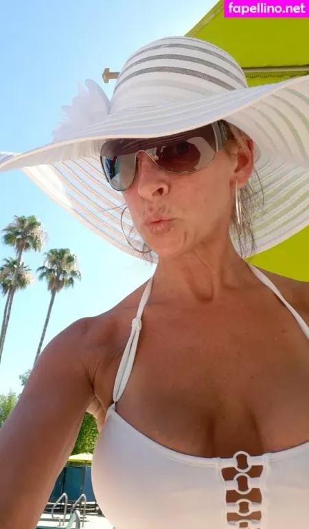 Kissedbyitaly420 OnlyFans Thumbnail #ZncpS9cjZZ