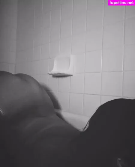 Kissinghigh OnlyFans Thumbnail #cwN8m9ayTy