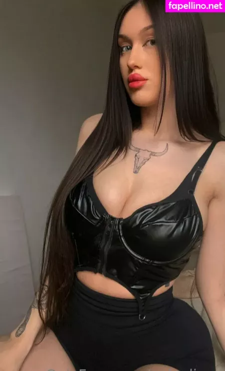 Kissolivia OnlyFans Thumbnail #R1Savx1T5j