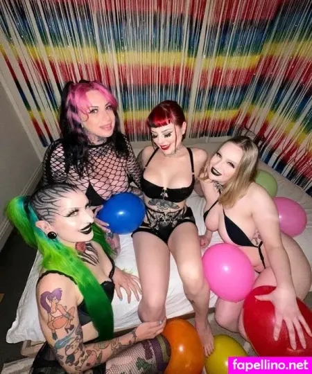 Kit Farrin OnlyFans Thumbnail #UjhJu10F4o