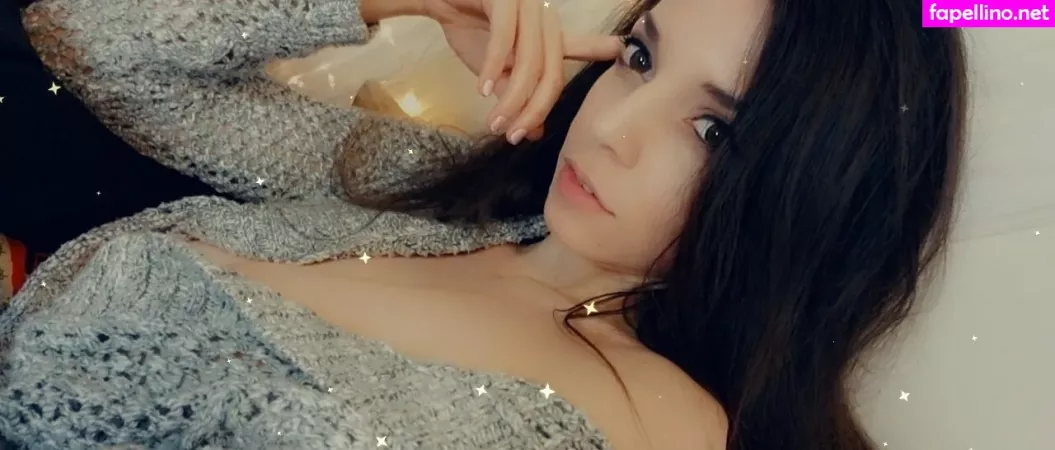 Kit Katterson Freebies OnlyFans Thumbnail #SXf0karSHr