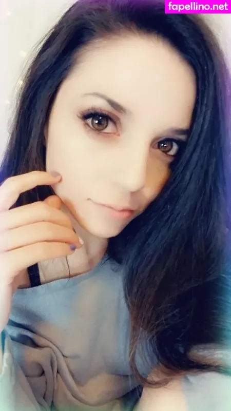Kit Katterson Freebies OnlyFans Thumbnail #sAQDArA3JW
