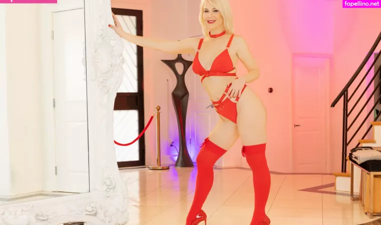 Kit Mercer OnlyFans Thumbnail #OLJj7d7Af8