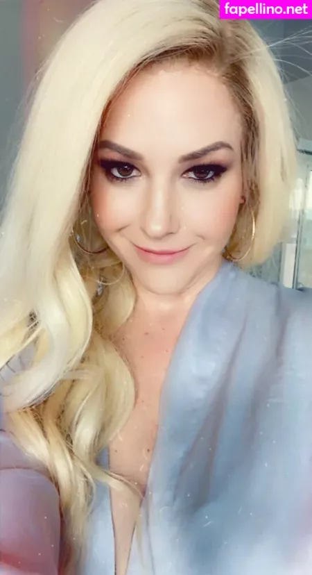 Kit Mercer OnlyFans Thumbnail #Voch8kVao0