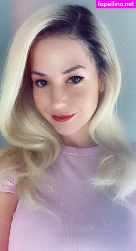 Kit Mercer OnlyFans Thumbnail #WvvUg2ejoO