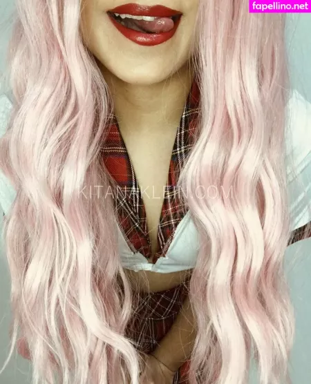 Kitanakleinfree OnlyFans Thumbnail #18ORqqyia0