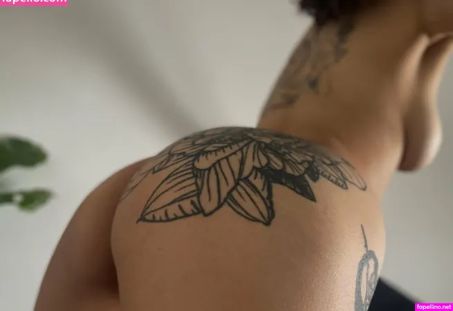 Kitanaofficial OnlyFans Thumbnail #eUmLJKH4Do