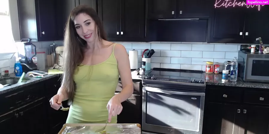 Kitchenwifi OnlyFans Thumbnail #SVUrjfsV6w