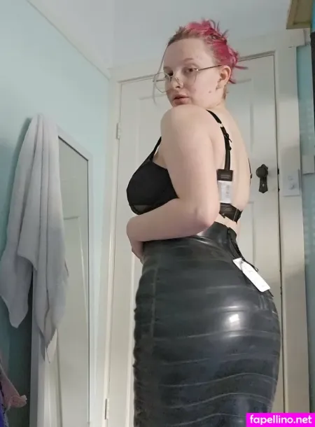 Kitfarrinvip OnlyFans Thumbnail #smtldz3bOh