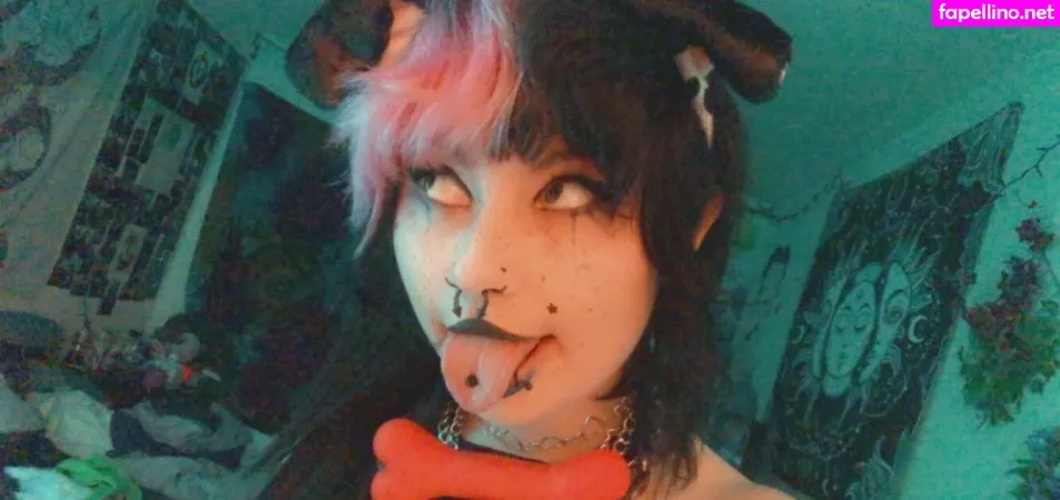 Kitibratx OnlyFans Thumbnail #uOnpxfjkDr