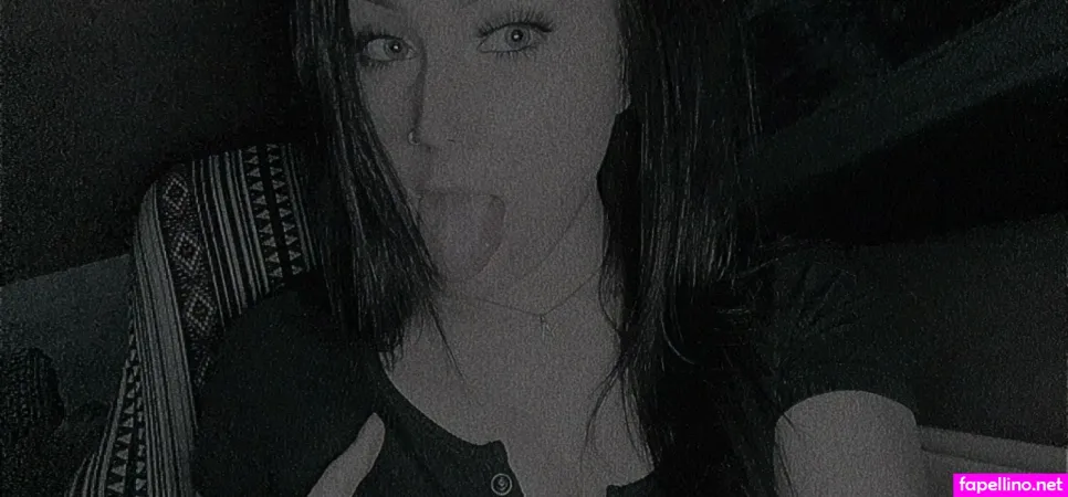 Kitkat57 OnlyFans Thumbnail #j9wieDHRFd