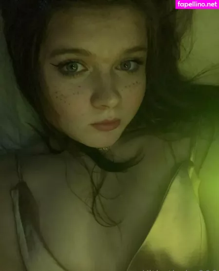 Kitkatbaby999 OnlyFans Thumbnail #Rux7iK1oav