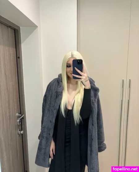 Kitkatiee OnlyFans Thumbnail #zH2WMbllbN