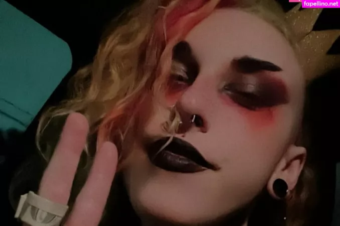 Kitkendalx OnlyFans Thumbnail #0dbQ7OWJkL