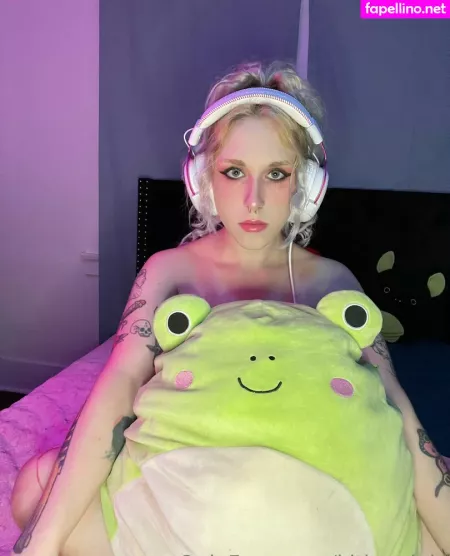 Kitkendalx OnlyFans Thumbnail #fxxMhRopqs