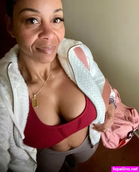 Kitten Scott OnlyFans Thumbnail #i49Ax7QGDQ