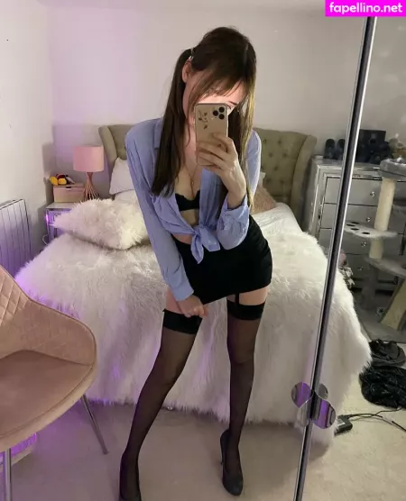 Kitten Sophie OnlyFans Thumbnail #pW8MOgW4Lq