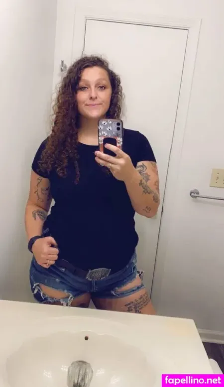 Kitten42922 OnlyFans Thumbnail #FOnjjucfNR