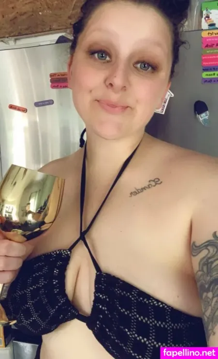 Kitten42922 OnlyFans Thumbnail #RWmBl00tg9