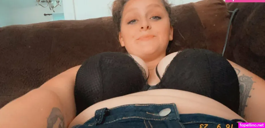 Kitten42922 OnlyFans Thumbnail #uoFHY5bymH