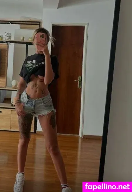 Kitten4you OnlyFans Thumbnail #4ZZmPsKqVc